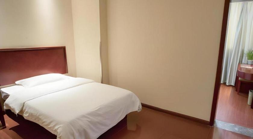 Greentree Inn Suzhou Railway Station North Square Haobainian Wedding Dress City Express Hotel Luaran gambar